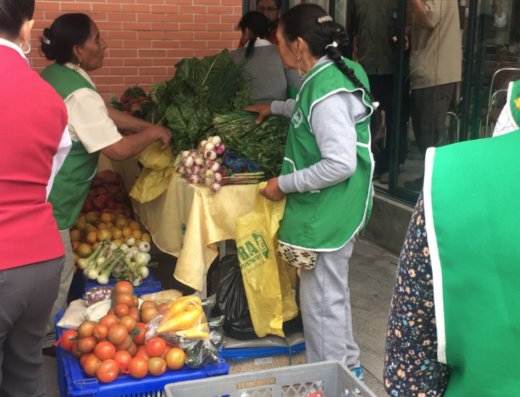 Feria agroecológica de la Universidad Andina Simón Bolívar