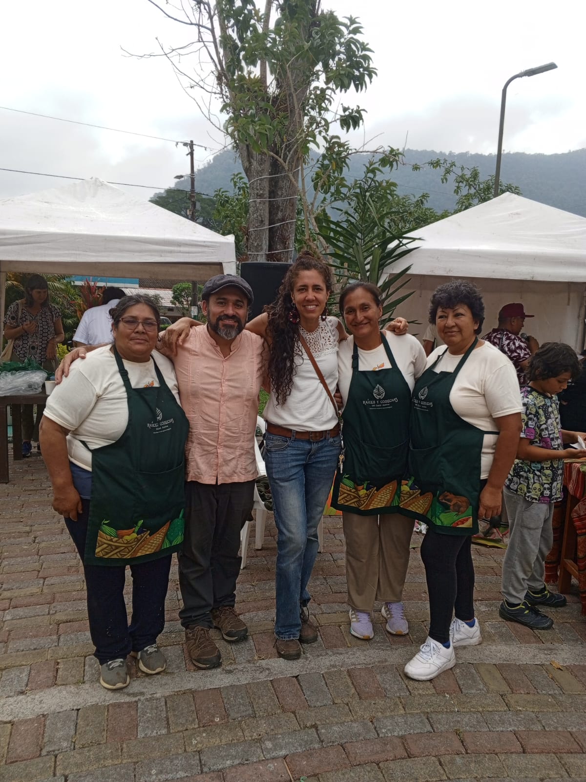 Feria Agroecológica Raíces y Cosechas del Chocó Andino